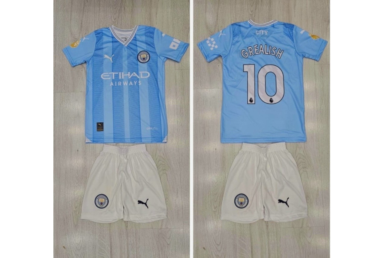 8229 Детски футболен комплект Mancherster City GREALISH 10